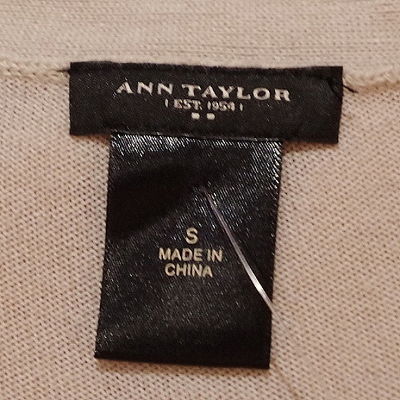 Ann Taylor Cotton Blend Roll Up Sleeve Boyfriend Cardigan- Sz. Sm - Picture 2 of 4